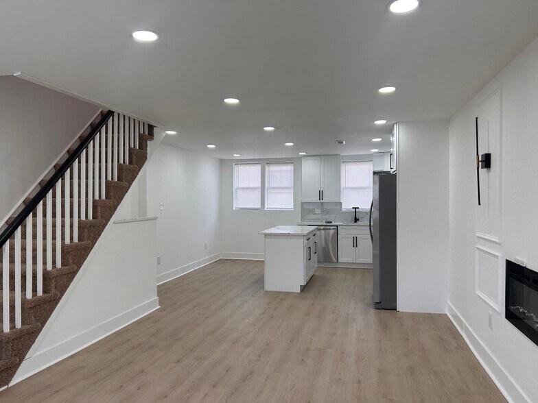 Building Photo - 8033 Williams Ave
