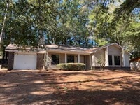 Building Photo - 303 Ridgeway Dr