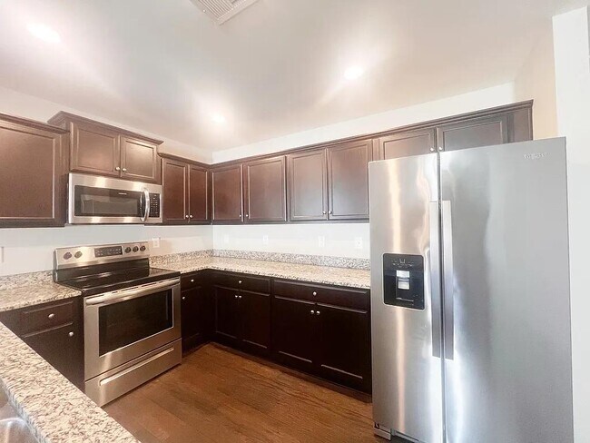 Building Photo - 259 Millen Dr