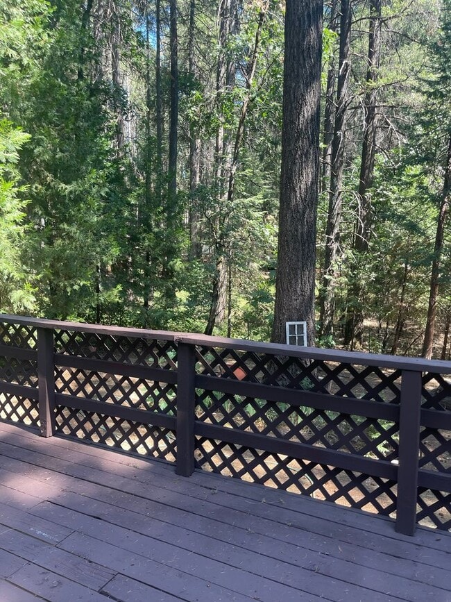 Building Photo - Upper Magalia Cute & clean 2 bed, 2 bath, storage shed, natural landscaping