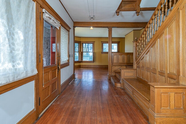 Building Photo - 54 Hodge Rd