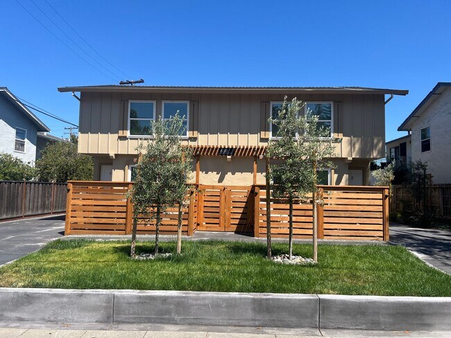 Primary Photo - 630 Hollenbeck Ave