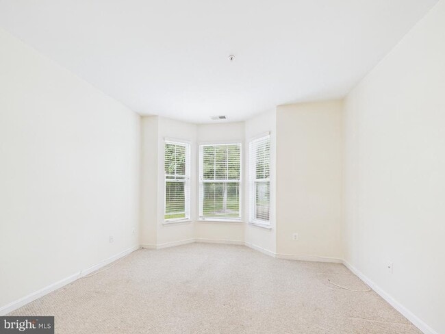 Building Photo - 3527 Piney Woods Pl
