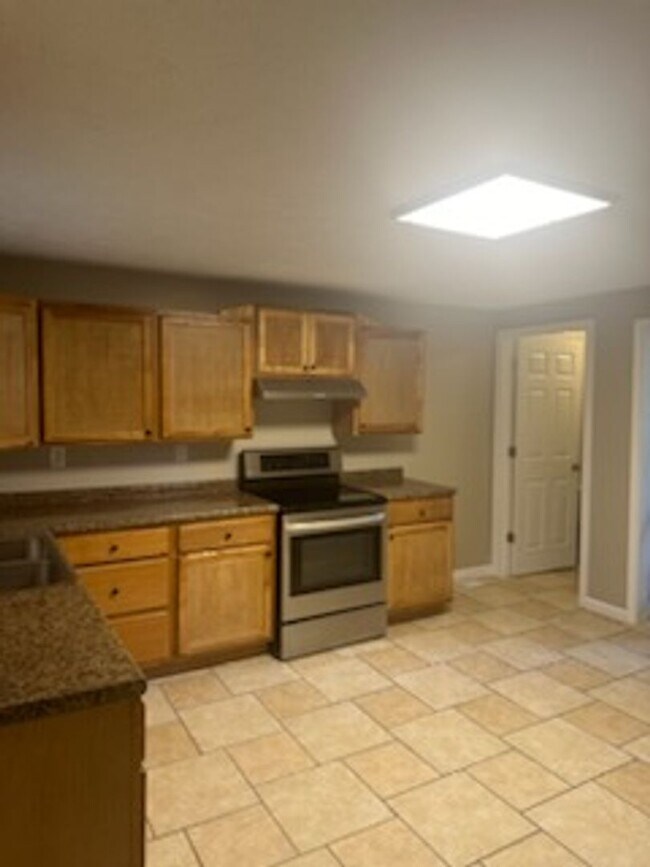 Building Photo - FABULOUS 4 BED HOME New Brighton