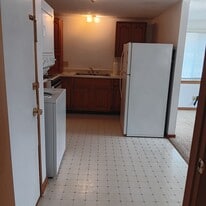 Building Photo - 813 N Cody Rd
