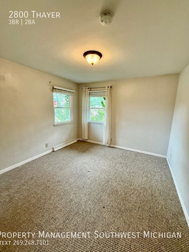 Building Photo - 2800 Thayer-