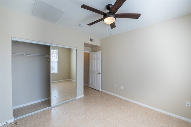 Building Photo - 8555 W Russell Rd