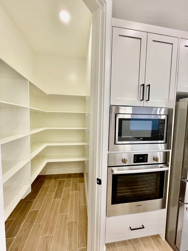 Building Photo - Lovely Four-Bedroom in Ivins with 3-Car Garage and Small RV parking Has Lots of Upgrades