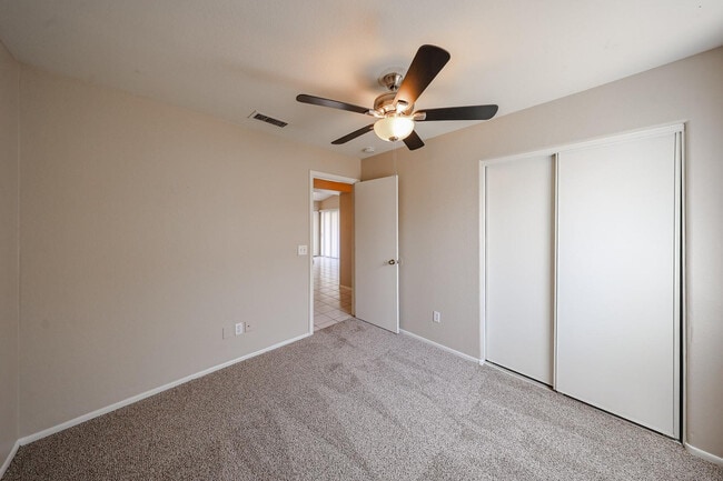 Building Photo - 3215 W Abraham Ln