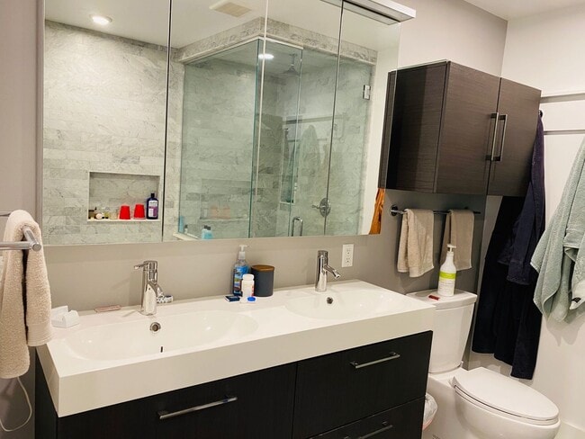 Building Photo - Executive Rental Fully Furnished PERFECT GETAWAY, MOUNTAIN RETREAT WITHIN TOWN!!