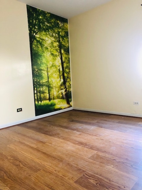 Building Photo - 41 Bedford Rd