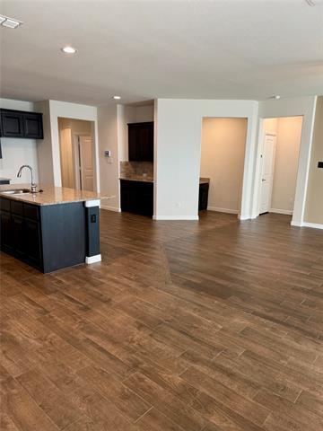 Building Photo - 136 Wagon Mound Dr