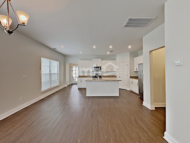 Building Photo - 5318 Tupelo St