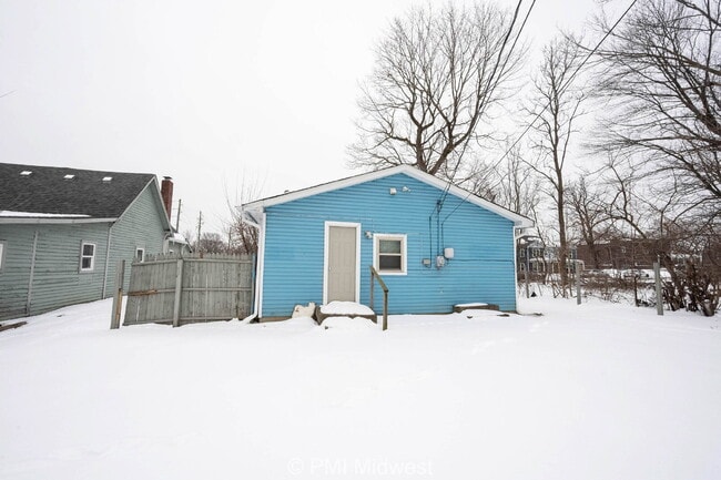 Building Photo - "Charming 3-Bedroom Gem on Udell Street with Spacious Living – 1104 Sq. Ft., Indianapolis!"