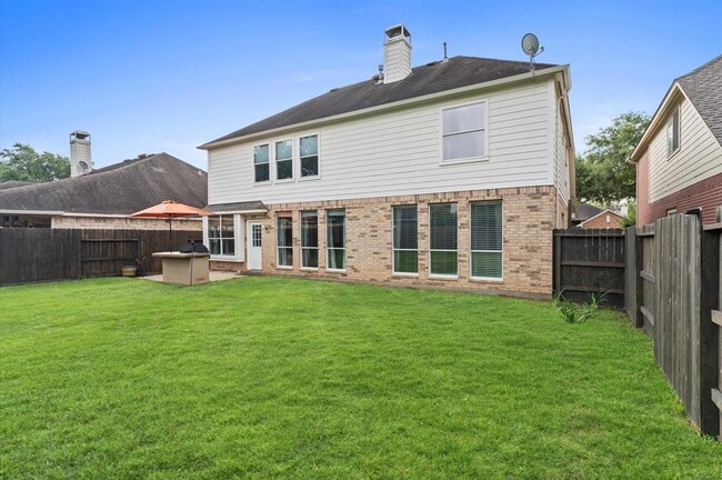 Building Photo - 15407 Cumberland Oak Way