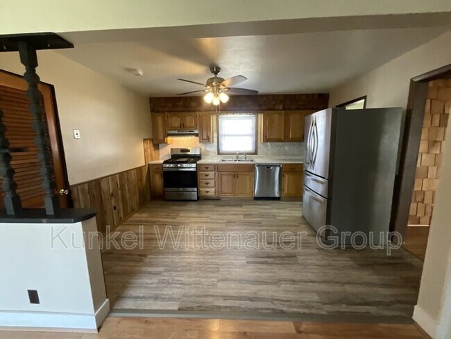 Building Photo - 111 Kassing Ave