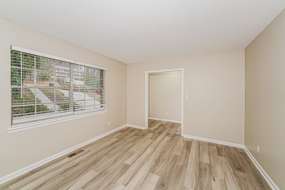 Building Photo - 1132 Corvair Cir