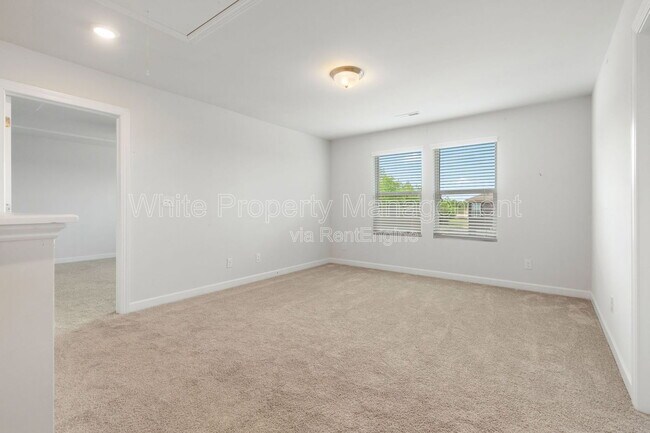 Building Photo - 4962 Durneigh Dr