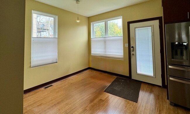 Building Photo - 1801 N Washtenaw Ave