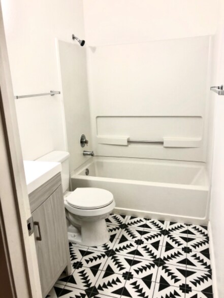 Building Photo - 6822 Cypress Mist Dr