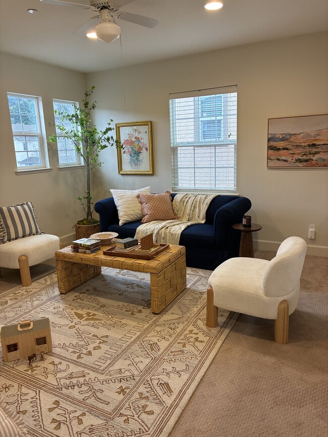 Building Photo - 2017 Verbena Dr