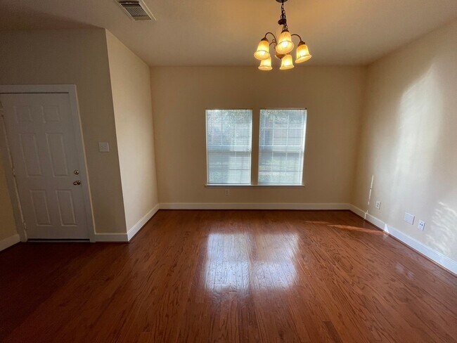 Building Photo - 11928 Prior Park Dr