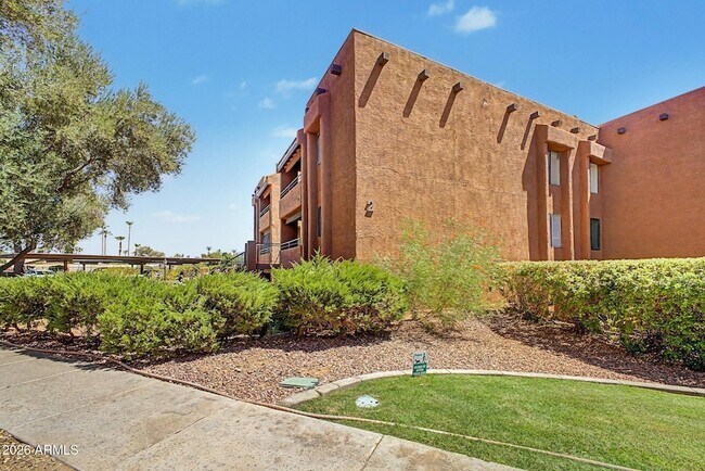Building Photo - 4704 E Paradise Village Pkwy N