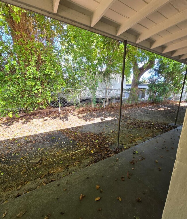 Building Photo - 3981 SW 12th Pl