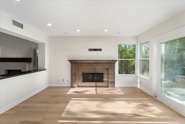 Building Photo - 24774 Cll Conejo