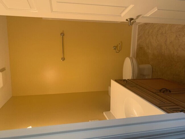 Building Photo - 1035 Mercantile Street Apt 306