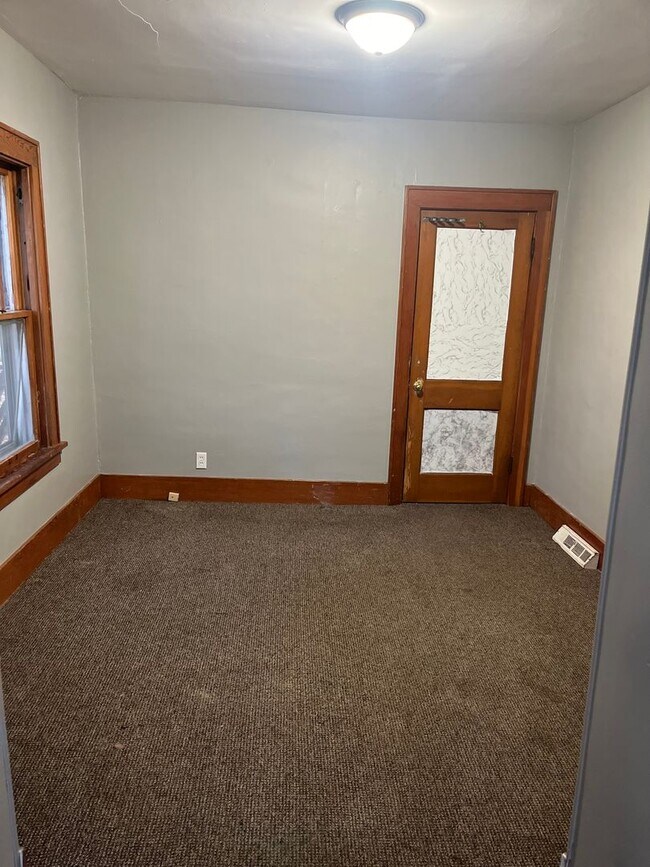 Building Photo - 2215 17th St