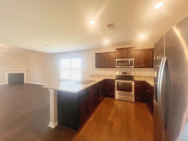 Building Photo - 259 Millen Dr