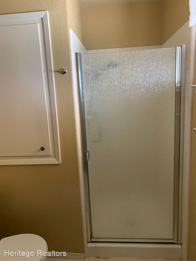 Building Photo - 3 br, 2 bath House - 379 W Deodar