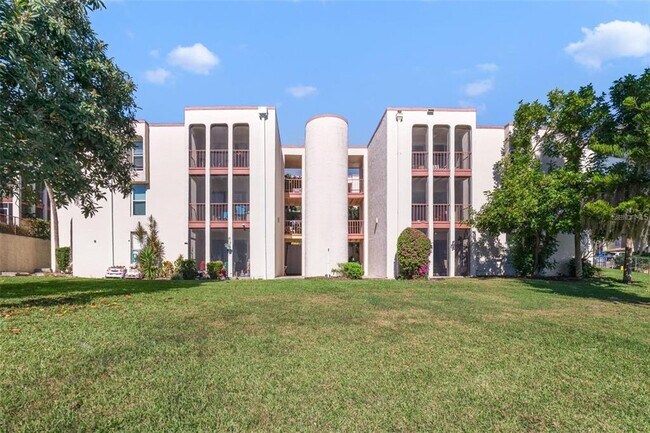 Building Photo - 512 Orange Dr