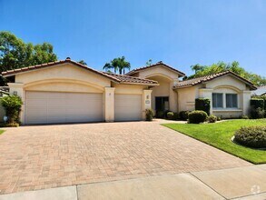 Building Photo - Beautiful 3 Bedroom Plus Office One Story ...
