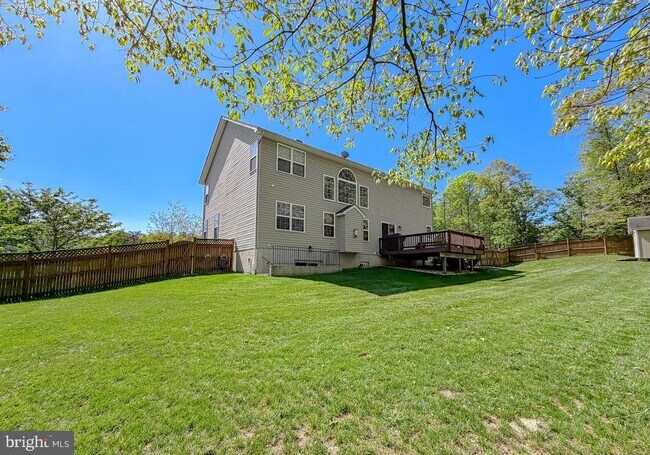 Building Photo - 23017 Holloway Ct