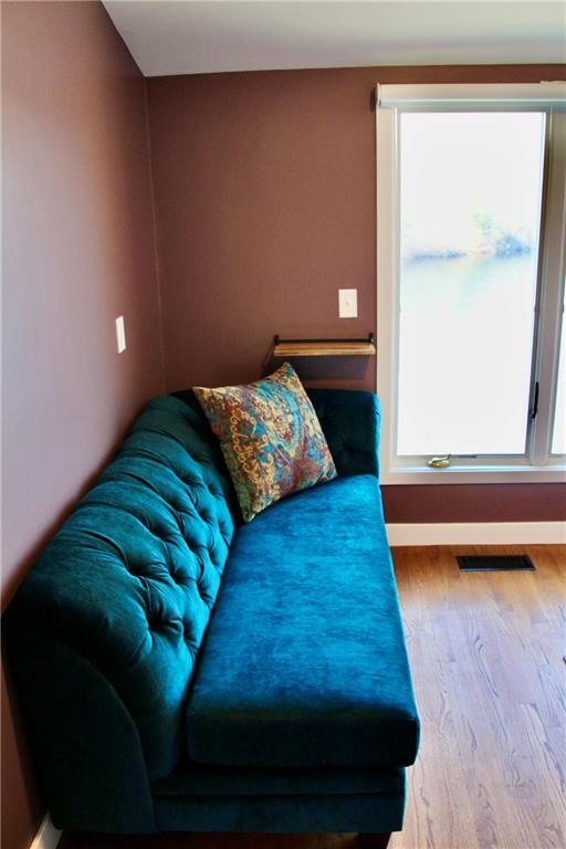 Building Photo - 39 Berrie Ln