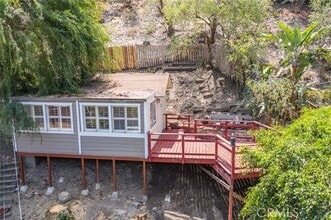 Building Photo - 1605 Arroyo Dr