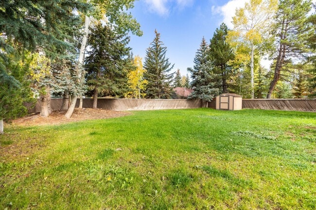 Building Photo - Updated Log Cabin in Park City — Modern Co...