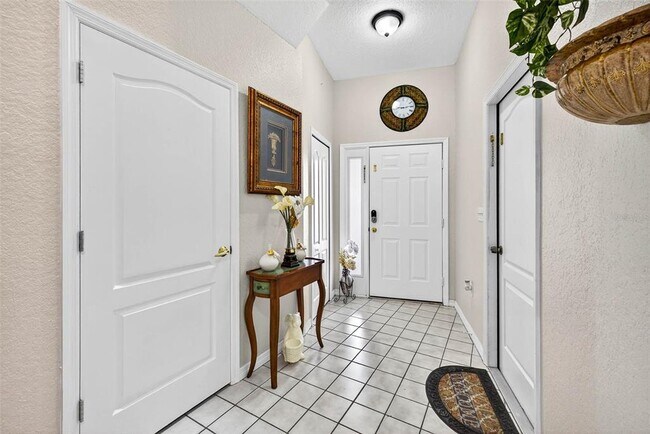 Building Photo - 3408 Primrose Way