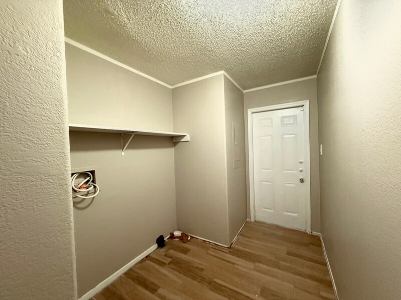 Building Photo - 11835 Greensbrook Forest Dr