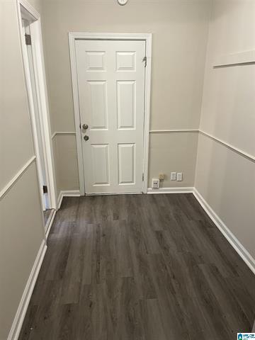 Building Photo - 3225 Wenonah Rd SW