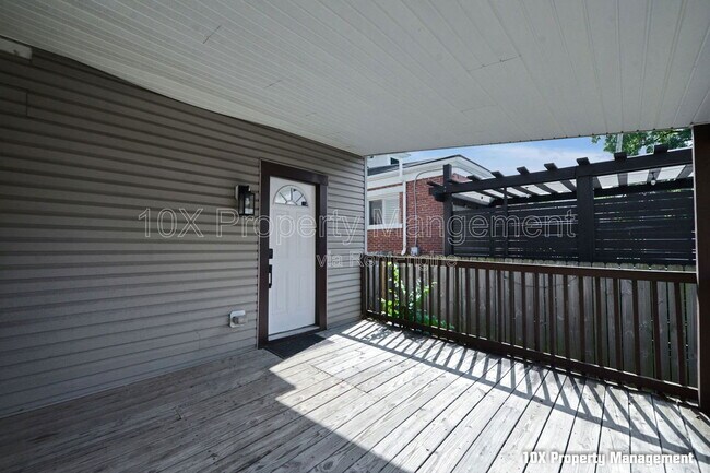 Building Photo - 309 Wilson Ave