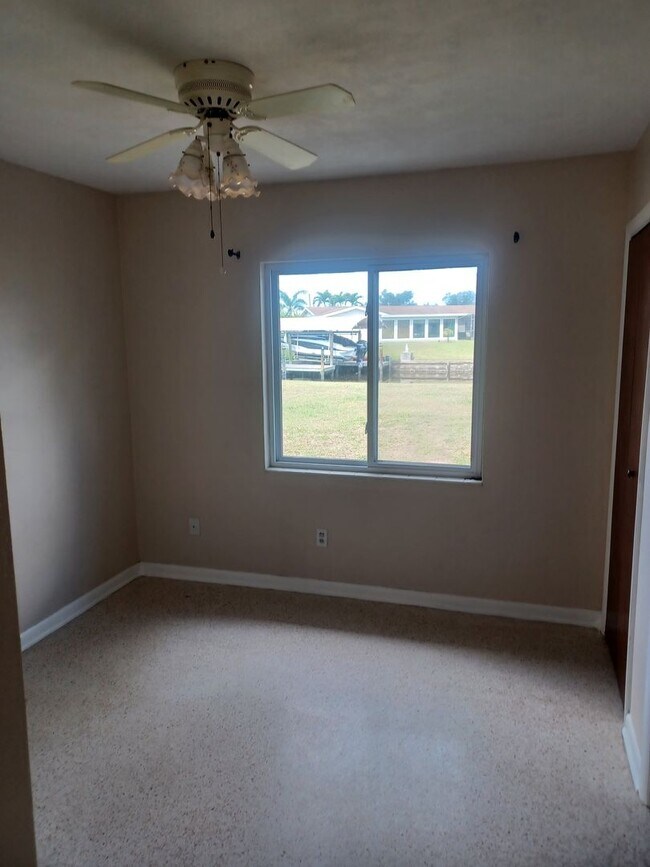 Building Photo - 5132 Calusa Ct