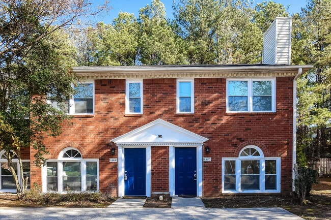 Building Photo - 1307 Sweet Pine Dr