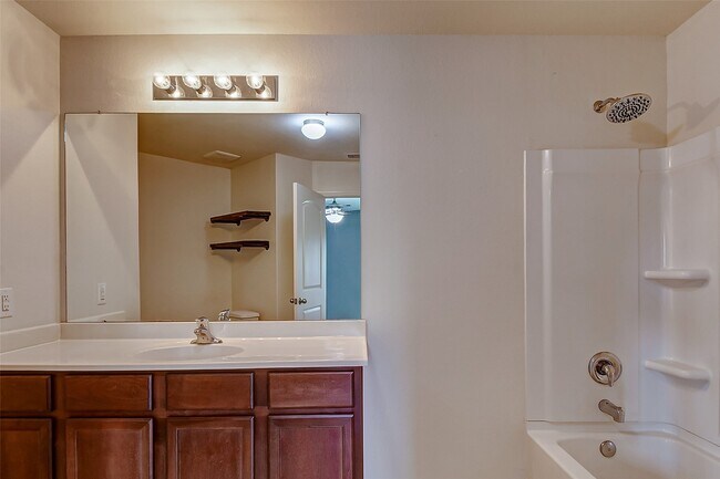 Building Photo - 22522 Threefold Ridge Dr