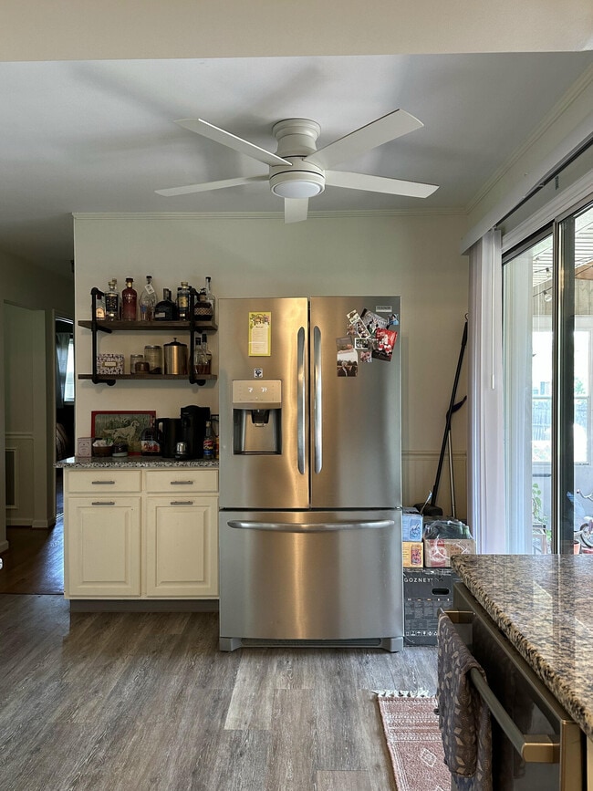 Building Photo - 3504 Galahad Dr
