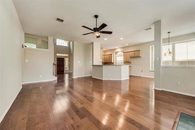 Building Photo - 3908 Clifton Dr