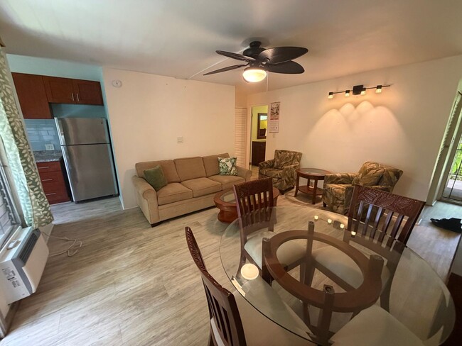 Building Photo - Furnished Condo W/ Pool