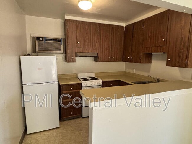 Building Photo - 3436 Dwight Way